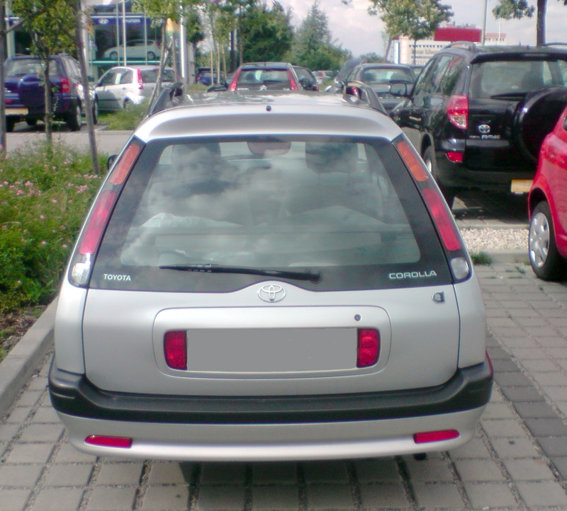 Corolla E11 Kombi von hinten